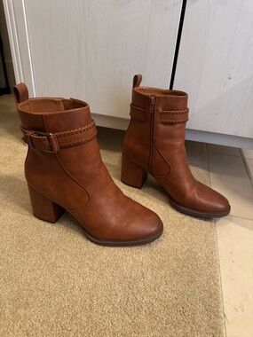 Zodiac Cognac Brown Leather Block Heel Ankle Boots